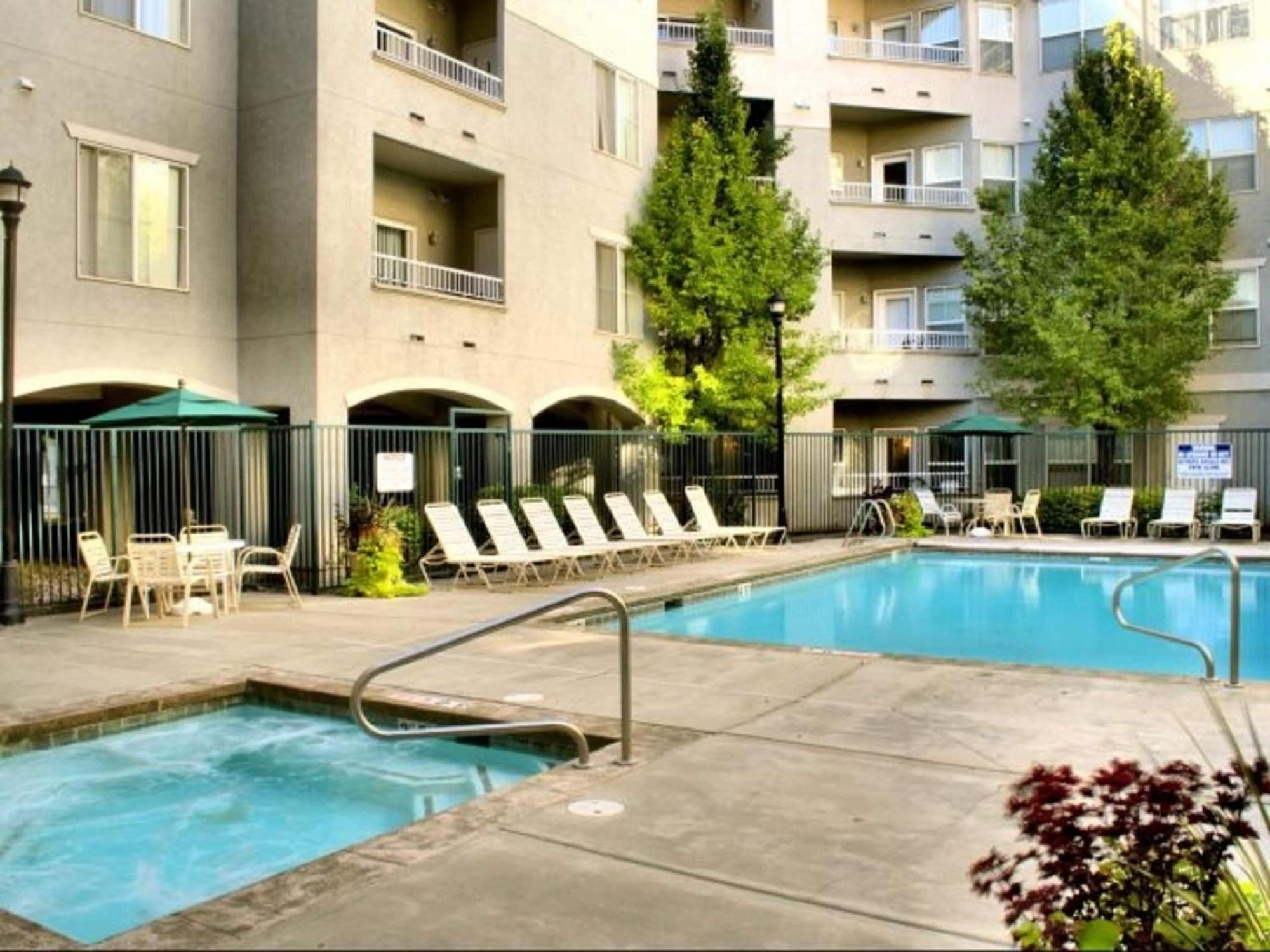 Deluxe Downtown Condo Close To Everything! Salt Lake City Exterior photo